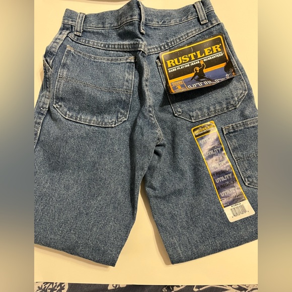 NWT Wrangler Rustler Utility boy’s jeans - Picture 7 of 9